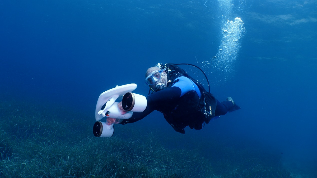 MixPro Swimmer/Diver 3 Speed Propulsion (40M Depth Max) Unit