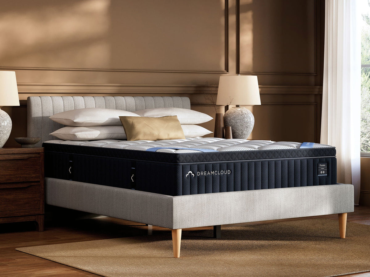 DreamCloud Premier Hybrid - Mattress - Layered responsive therapeutic memory foam