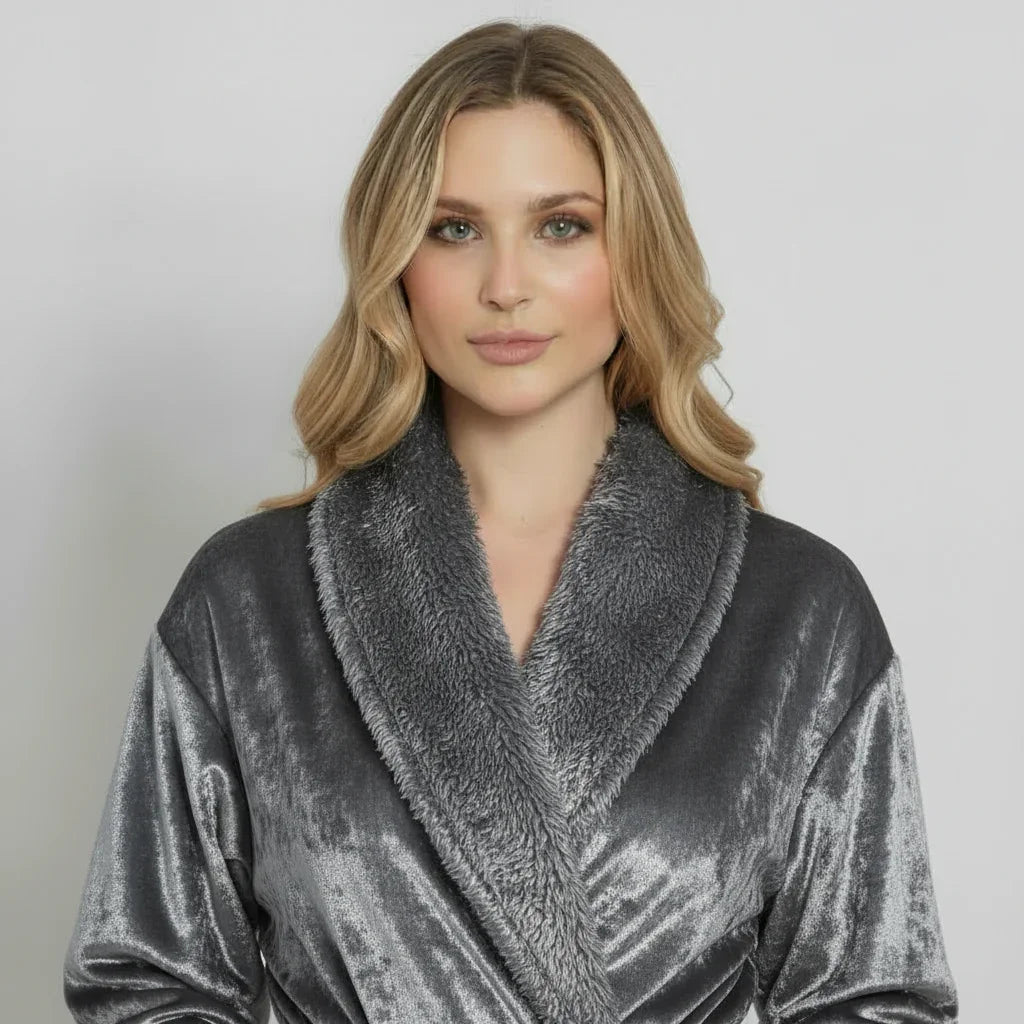 Women's Ultra Soft Plush Bathrobe - (Sizes S/M–2XL/3XL · Machine Washable)