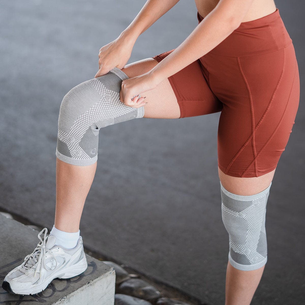 Magnetic Therapy Knee Compression Sleeves (Pair) Improve Circulation for Fast Recovery