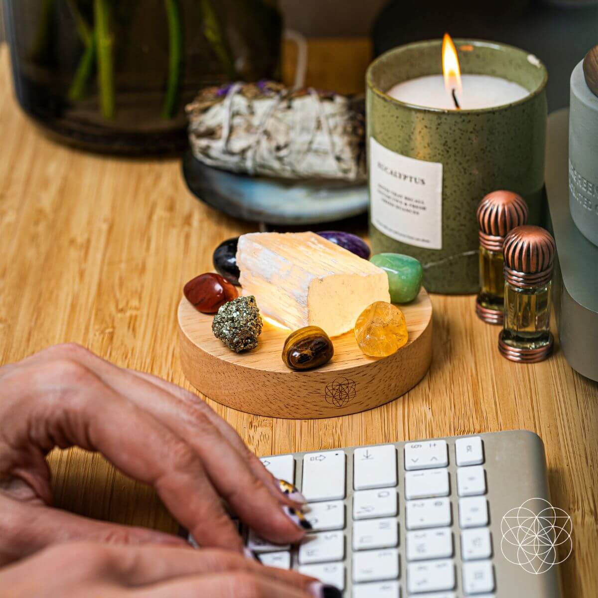 Money-Magnet Lamp - Manifest Energy Towards Attracting Abundance