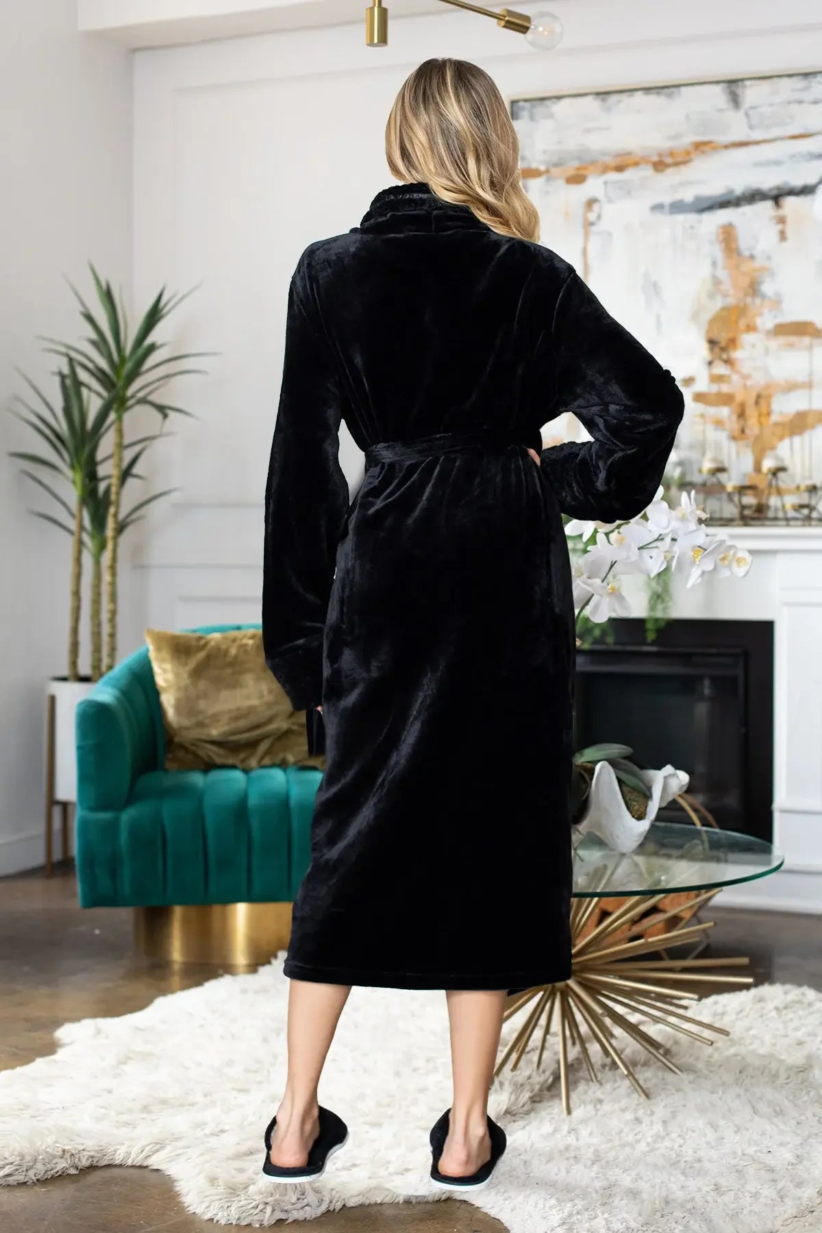 Women's Ultra Soft Plush Bathrobe - (Sizes S/M–2XL/3XL · Machine Washable)