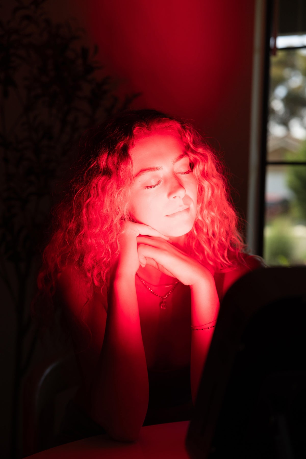 Red light Therapy - The Small Panel (Pain Relief, Muscle Recovery and Skin Rejuvenation)