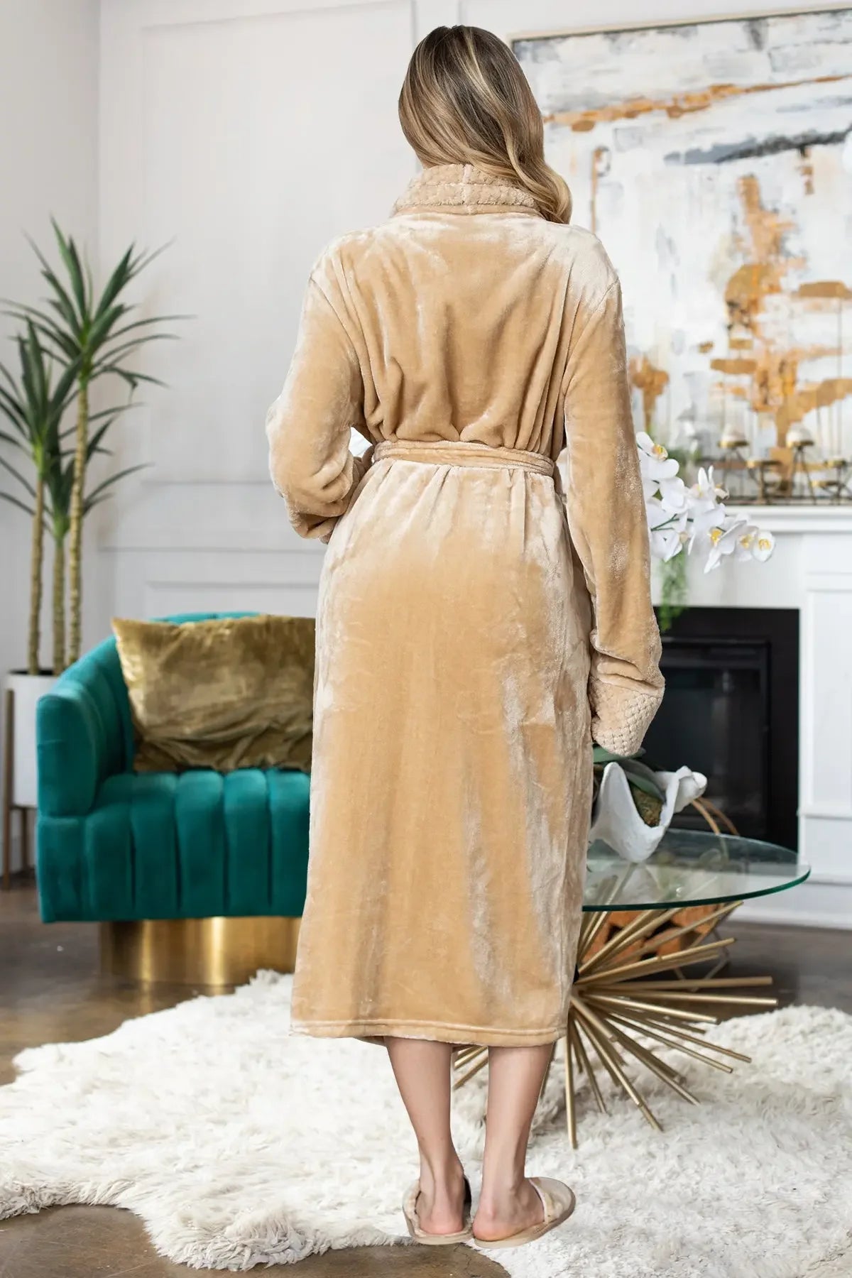 Women's Ultra Soft Plush Bathrobe - (Sizes S/M–2XL/3XL · Machine Washable)