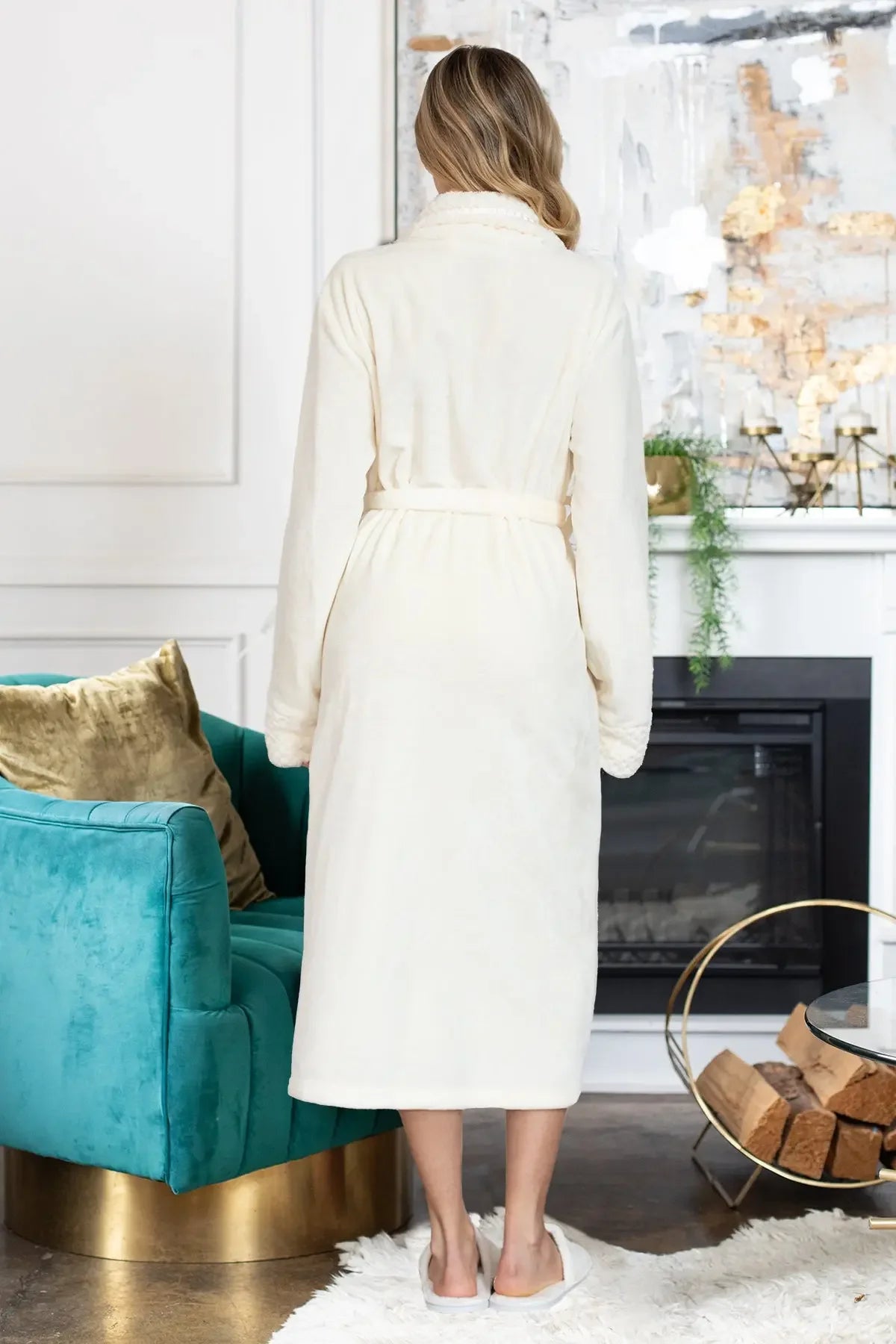 Women's Ultra Soft Plush Bathrobe - (Sizes S/M–2XL/3XL · Machine Washable)